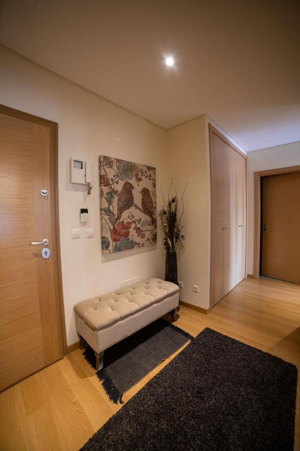 Lovely Apartment Near Airport And Nations Park, With Garage Loures Eksteriør bilde